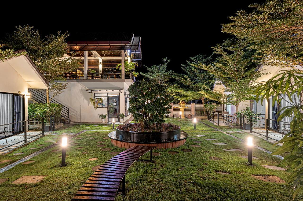 Sandy Clay Bungalows Sihanoukville Kültér fotó