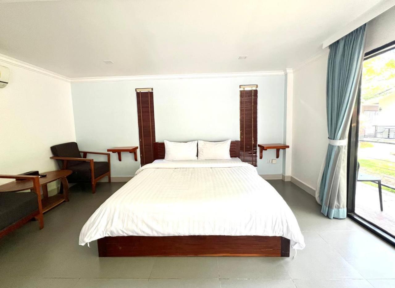 Sandy Clay Bungalows Sihanoukville Kültér fotó