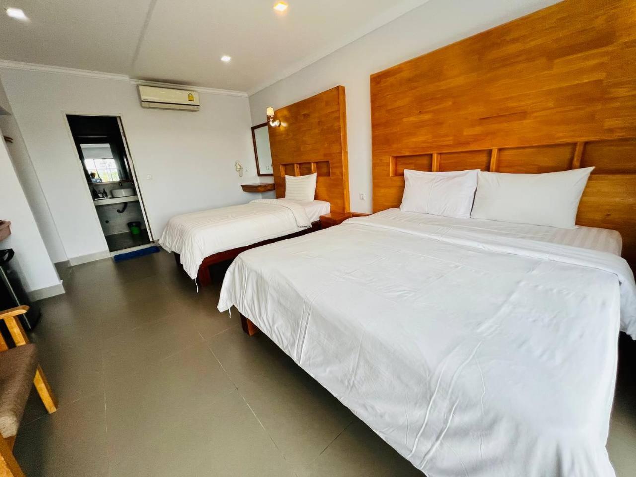 Sandy Clay Bungalows Sihanoukville Kültér fotó