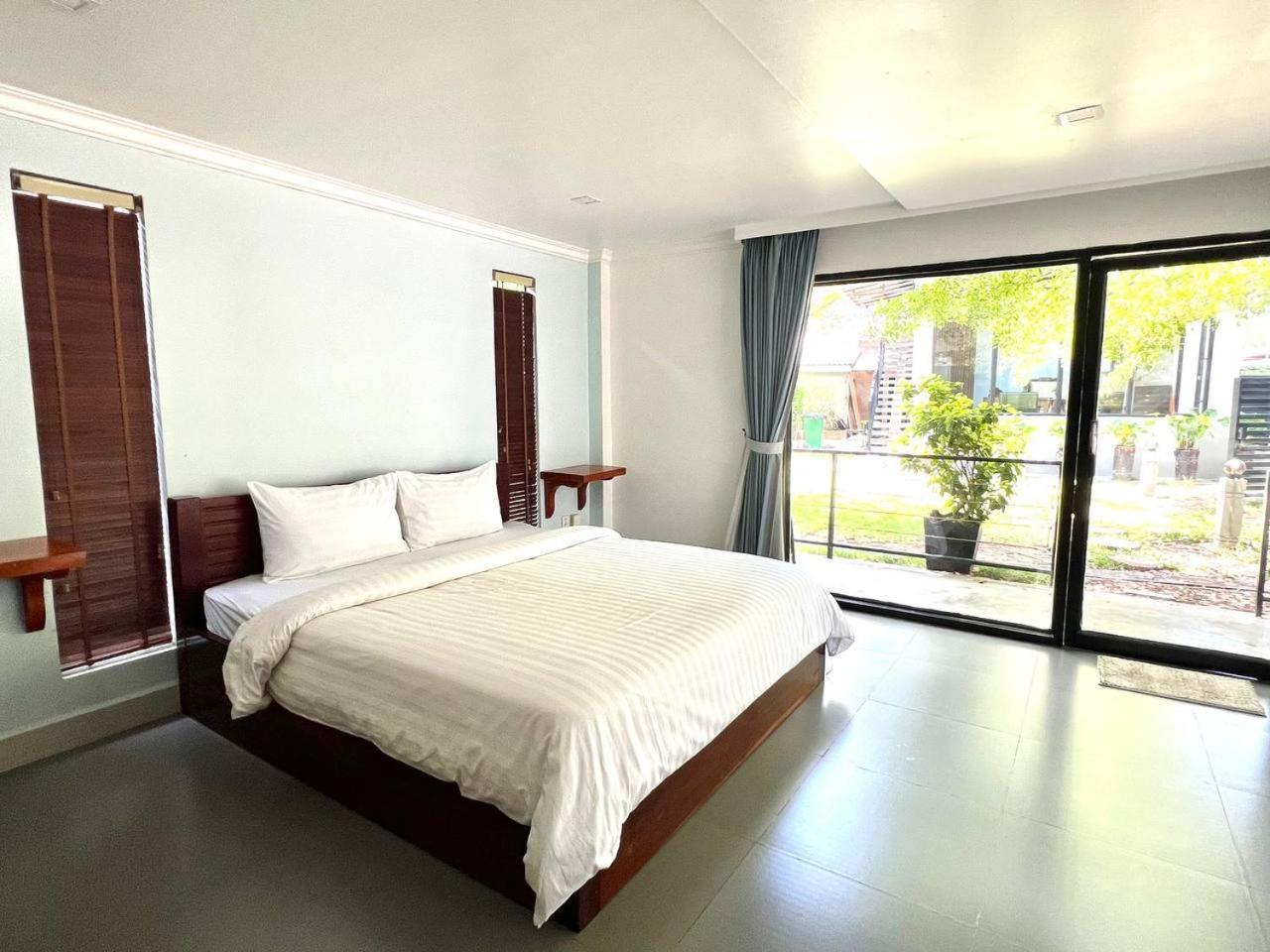 Sandy Clay Bungalows Sihanoukville Kültér fotó